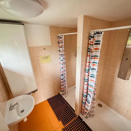 Karavan 3 V Arealu Koupaliste V Orlickych Horach * Bystré